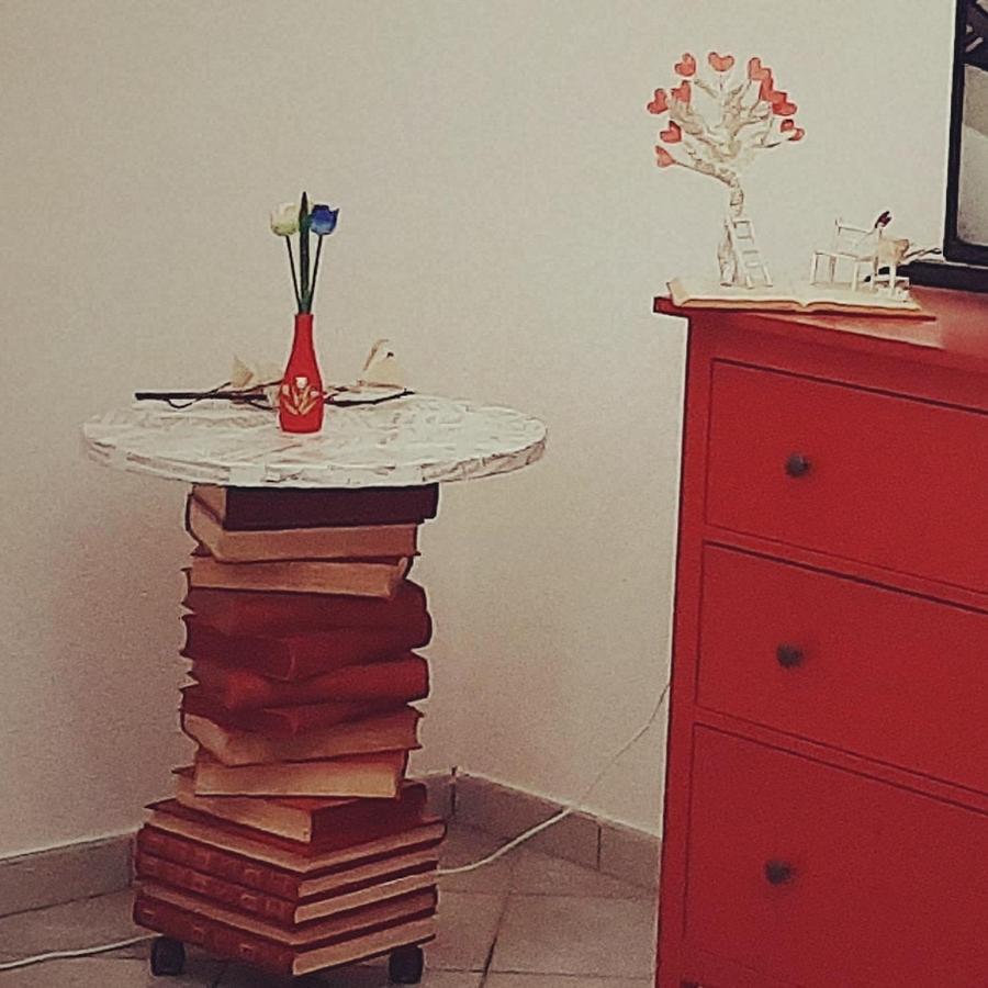 Mihaela's Place Appartamento *